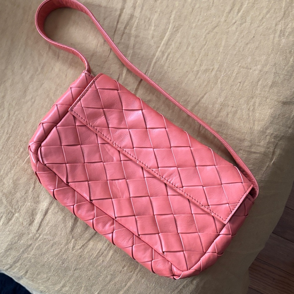 NWOT Anthropologie Coral Bag - Bottega Like